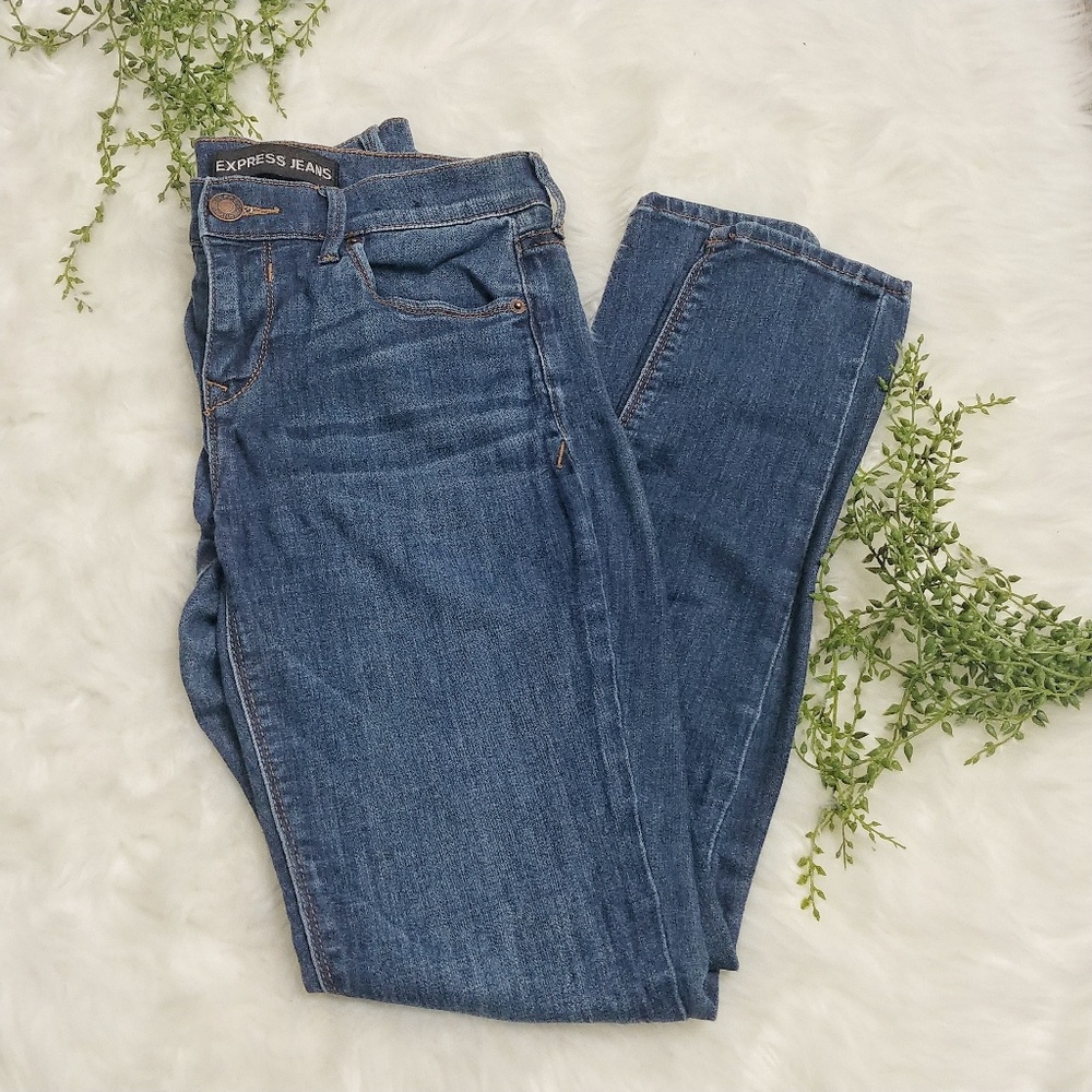 ⭐ Express Mid Rise Skinny Jeggings